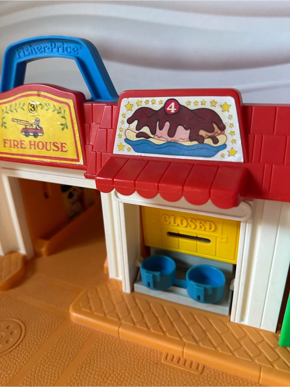 Vintage 1986 Fisher-Price Little People Main Street fire house bank post office